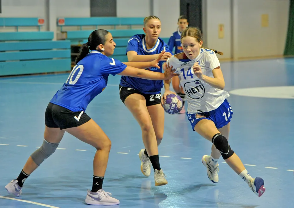 Eight teams in hunt for W17 EHF Championship 2025