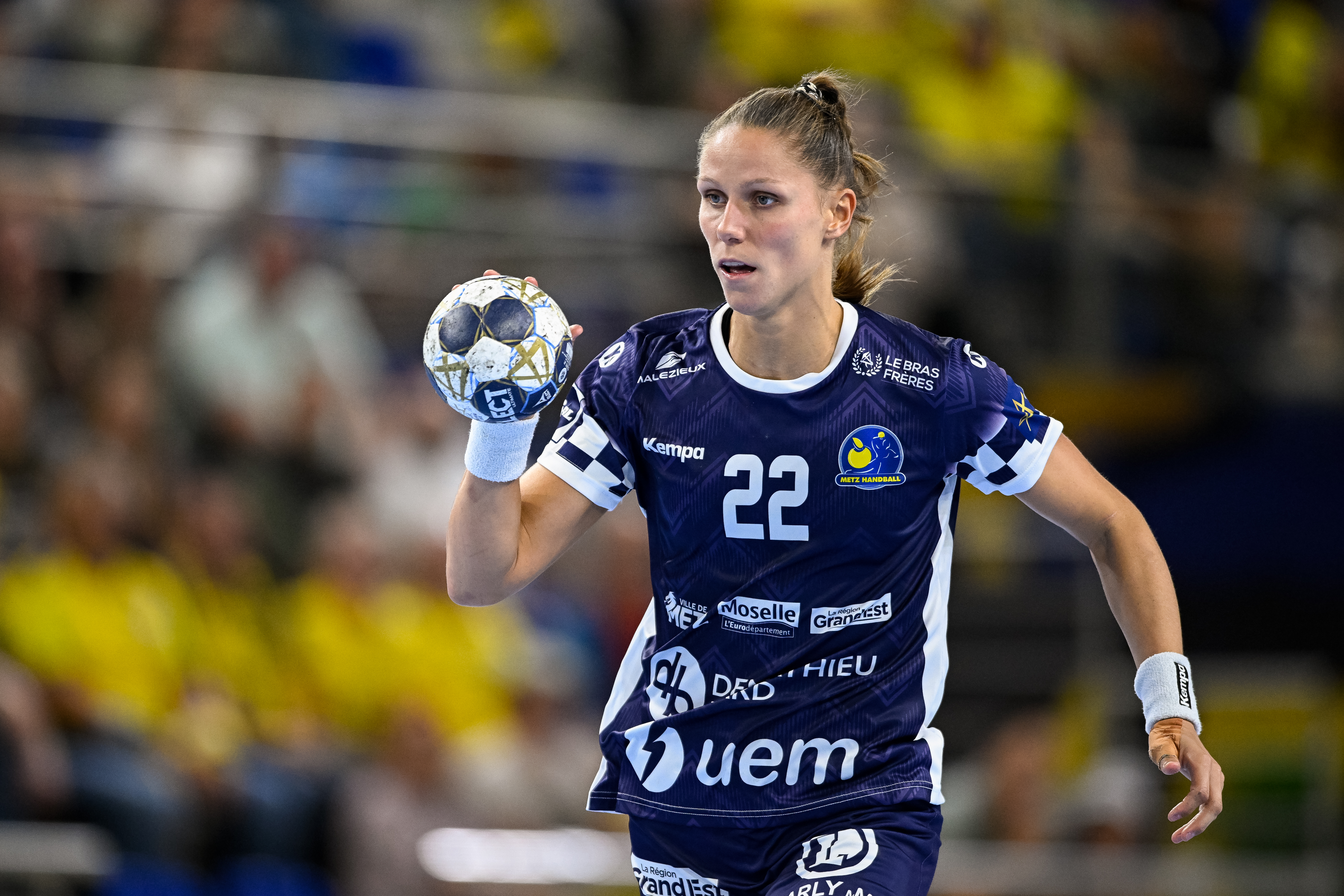 Xenia Smits’ game: Defending, reading the game, and maintaining harmony