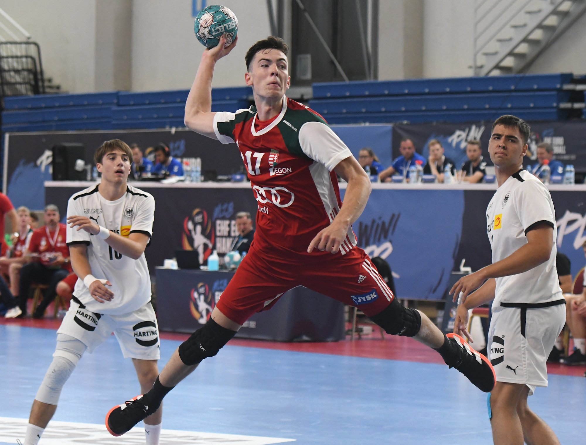 M18 EHF EURO starts with stellar individual performances