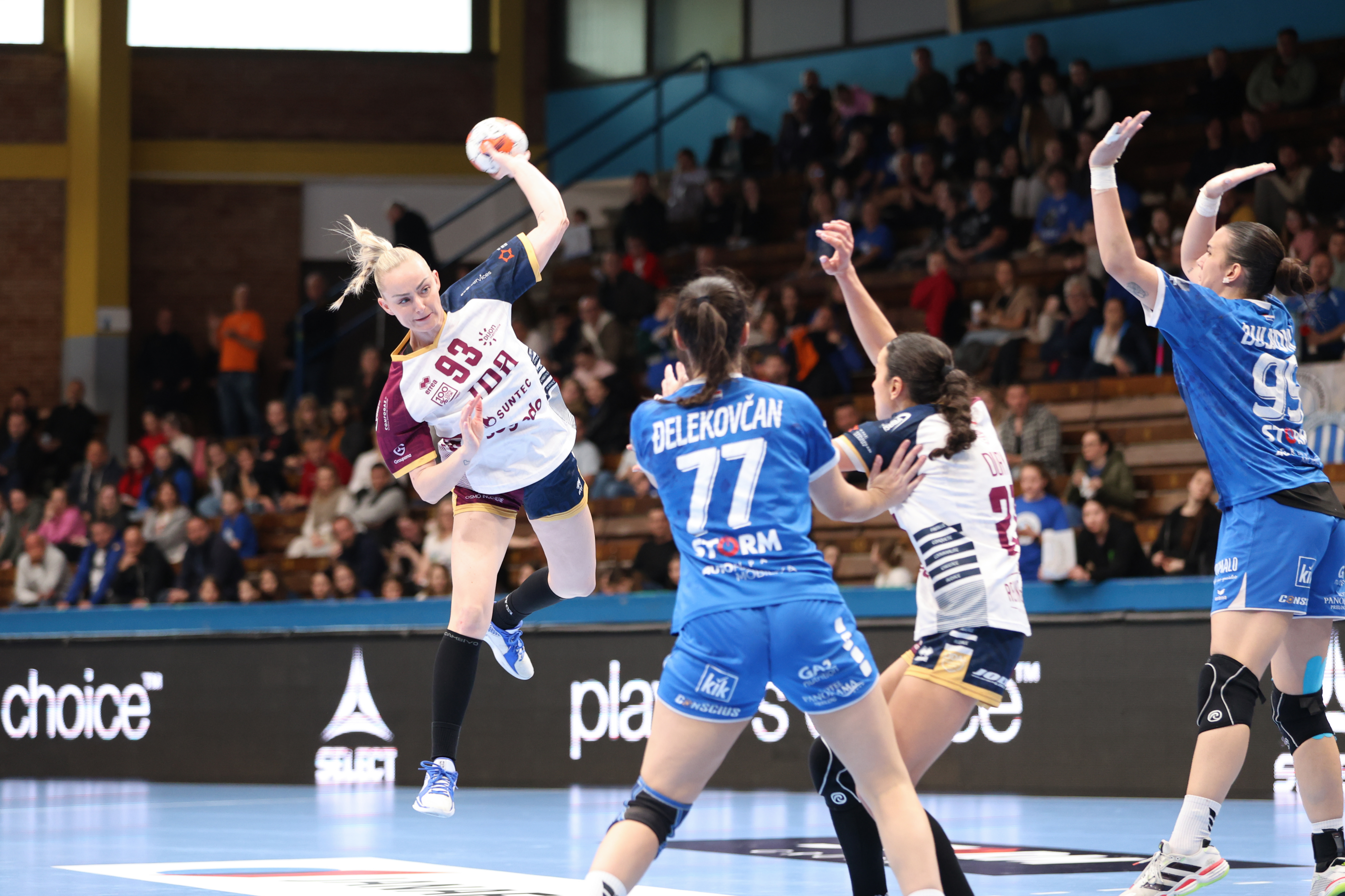 Dijon record big win in Zagreb in first leg of quarter-finals