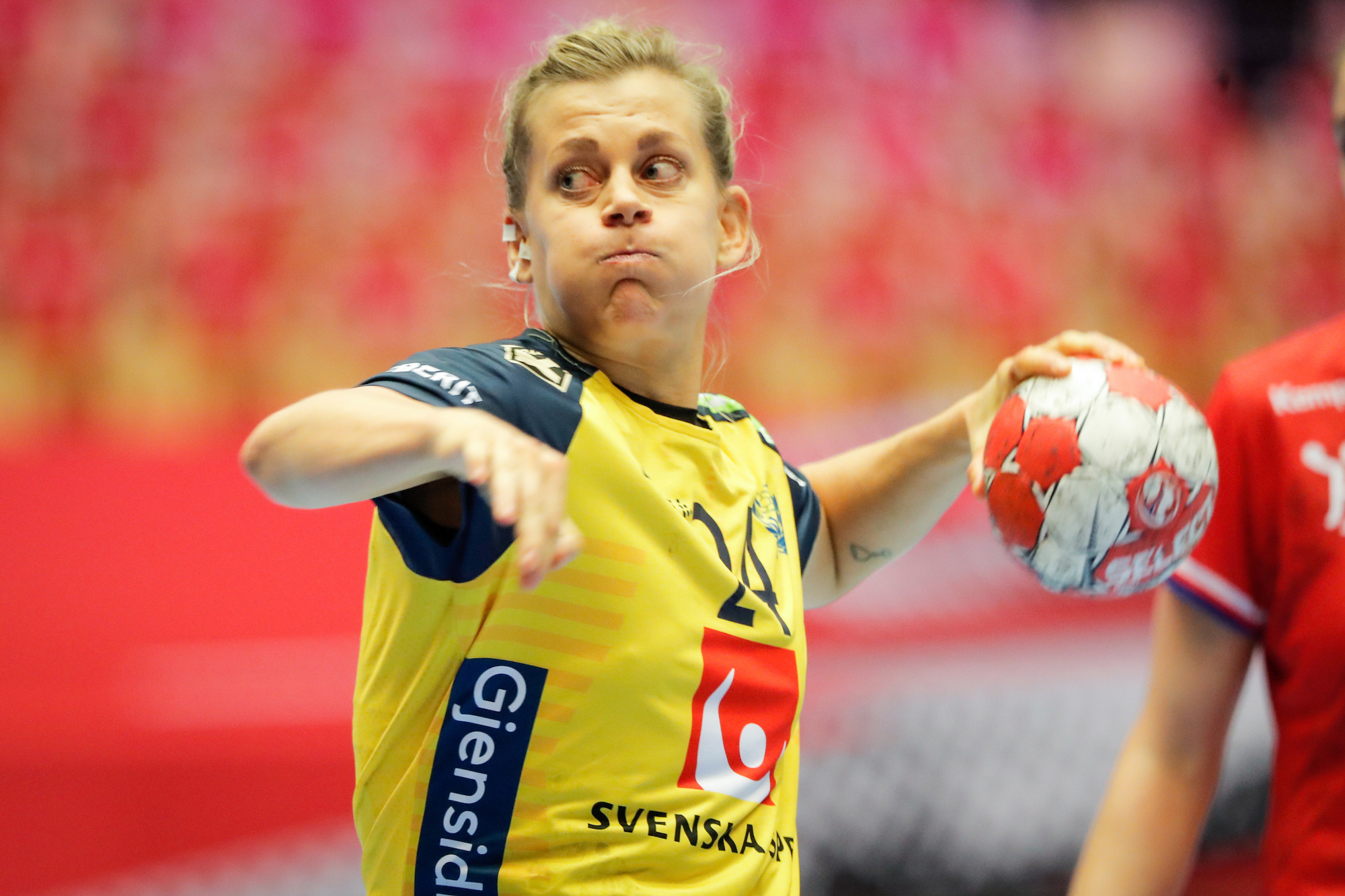 Mix of players try to bring back Sweden into the elite