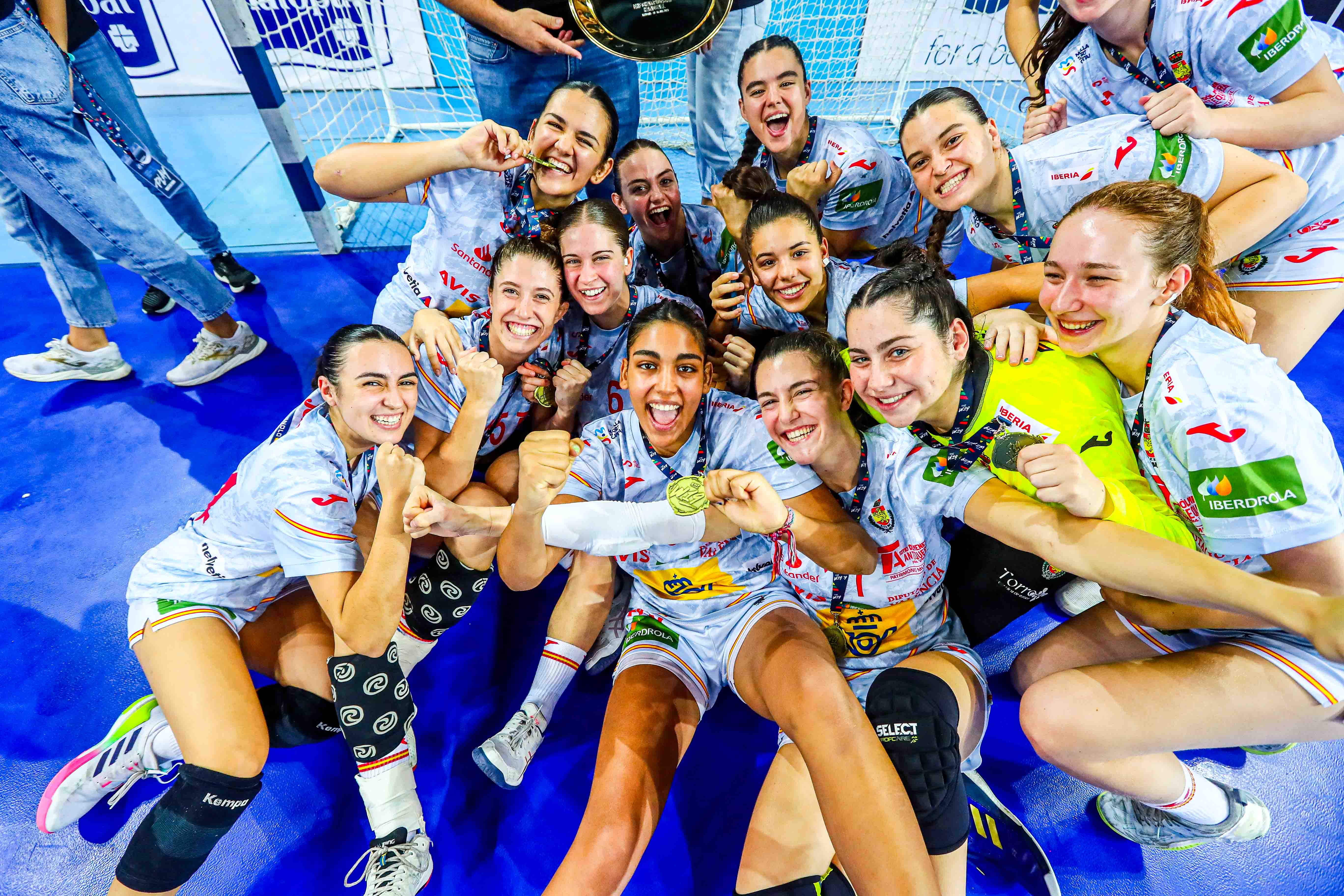 Spain secure W19 EHF Championship title in Lithuania