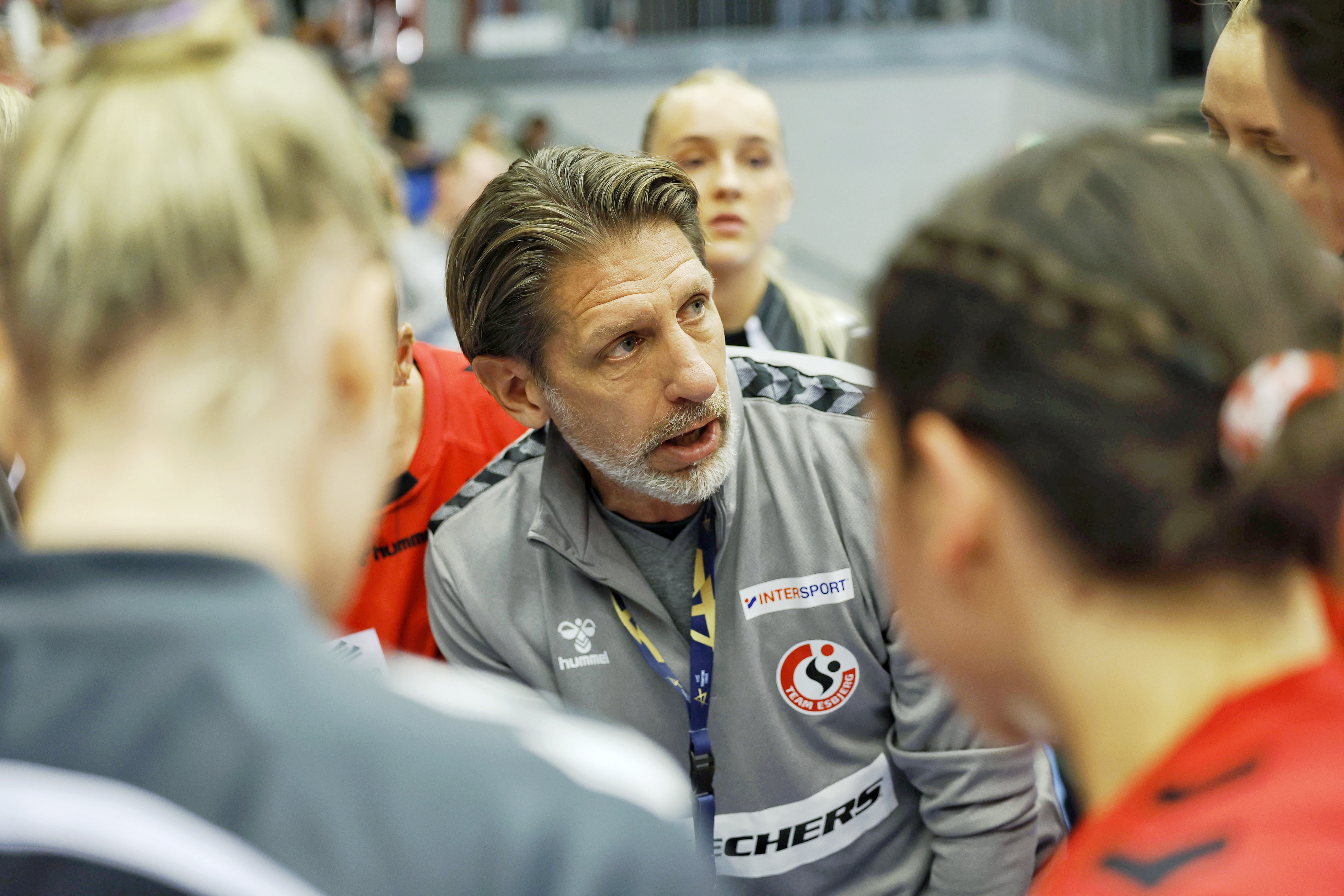 20260913 Team Esbjerg OTP Group Buducnost Coach