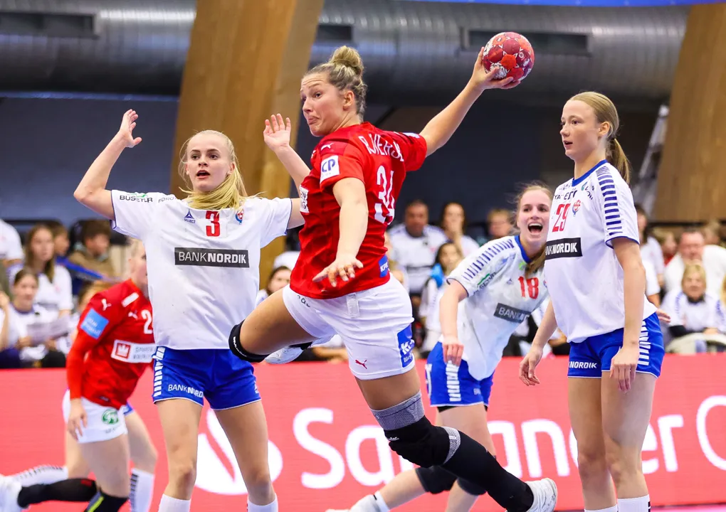 Flawless Denmark seal huge win against the Faroe Islands