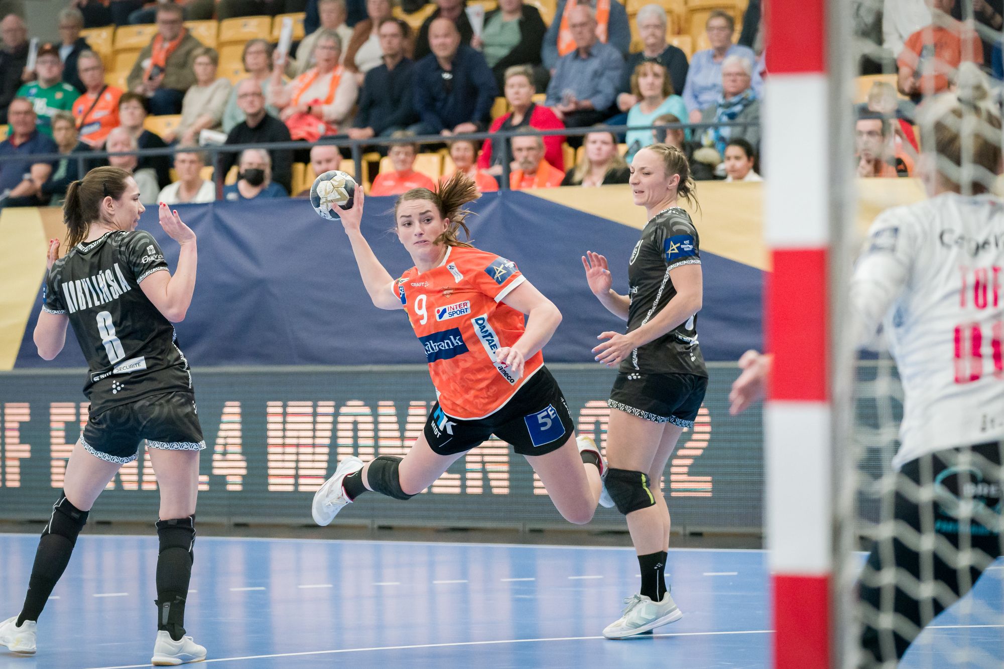 Odense snatch crucial win against Brest