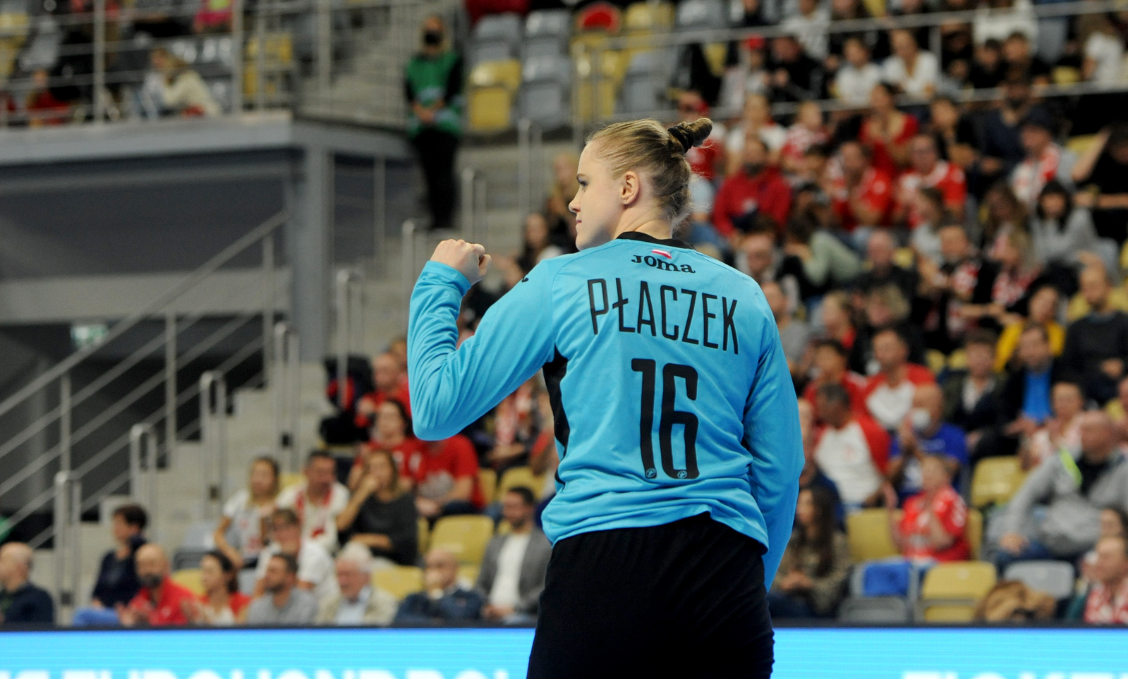 Poland take control of World Championship destiny