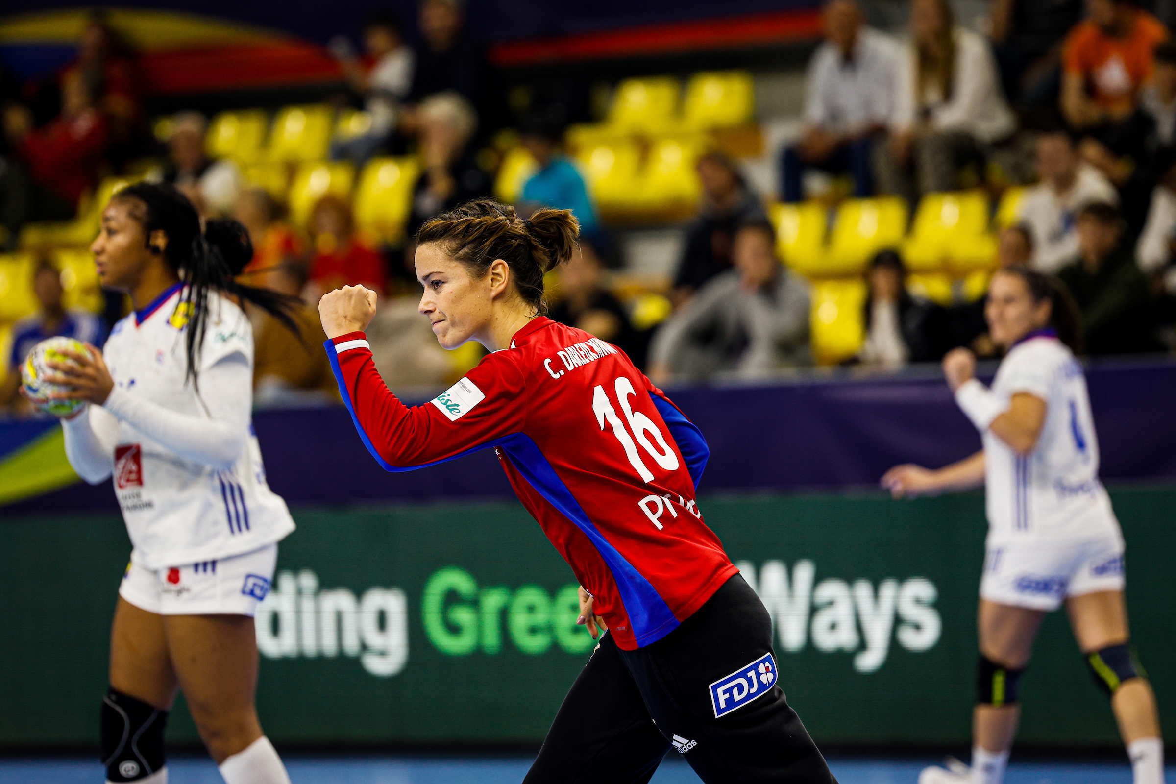 France seal first place with win over Germany