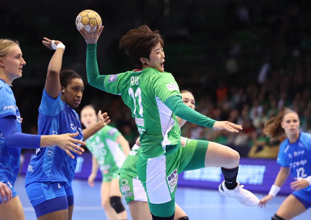 Györ retain unbeaten status with majestic comeback