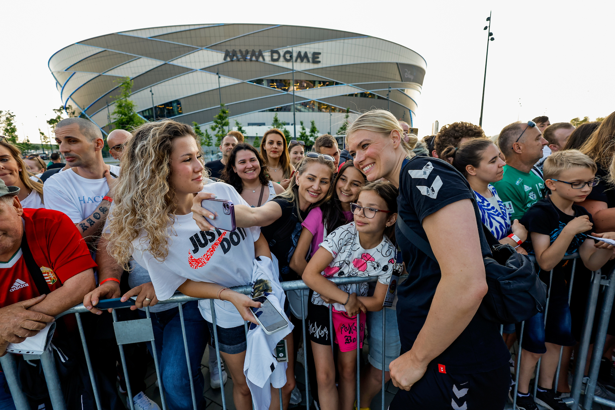 Get the party started with new-look EHF FINAL4 Women opening
