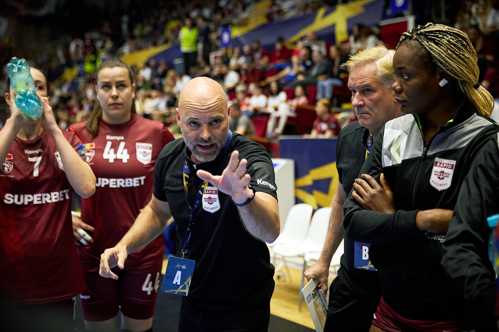 Coaches debate 7v6 in latest EHF Webinar